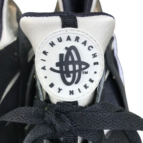 NIKE Air Huarache Run PA Sneaker Women 9  Black White Sock Like Jogging Sporty - Picture 8 of 11
